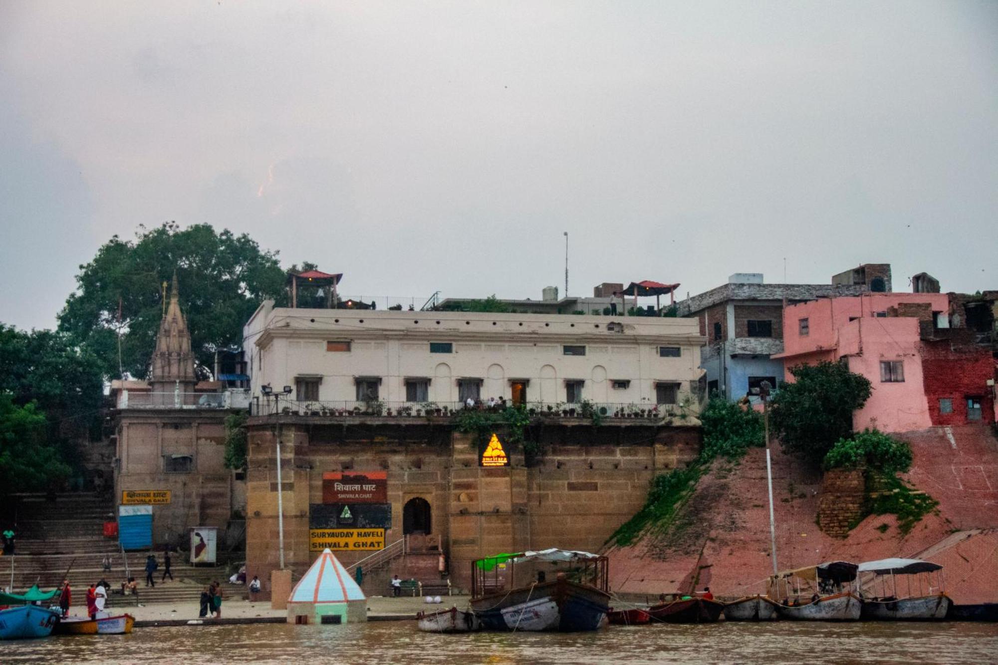 Amritara Suryauday Haveli Resort 4*